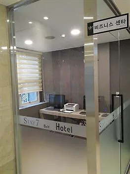 Stay 7 B&W Hotel Busan