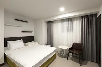 Stay 7 B&W Hotel Busan