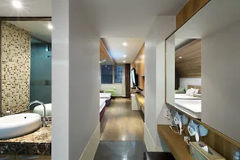 Stay 7 B&W Hotel Busan