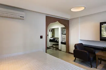 Stay 7 B&W Hotel Busan