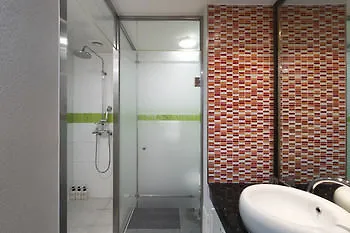 Stay 7 B&W Hotel Pusan